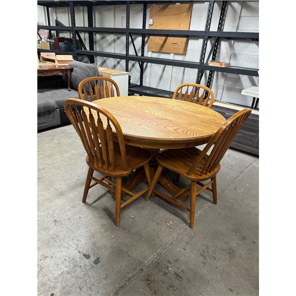 Pedestal table and 4 chairs 47" round