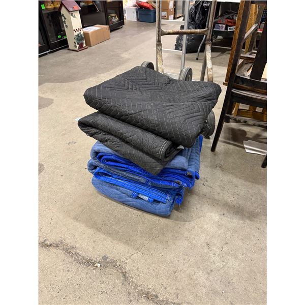 5 moving blankets
