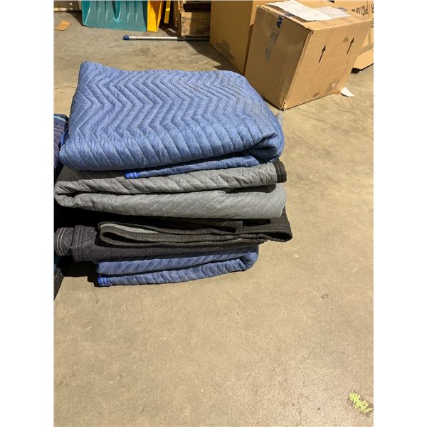 5 moving blankets