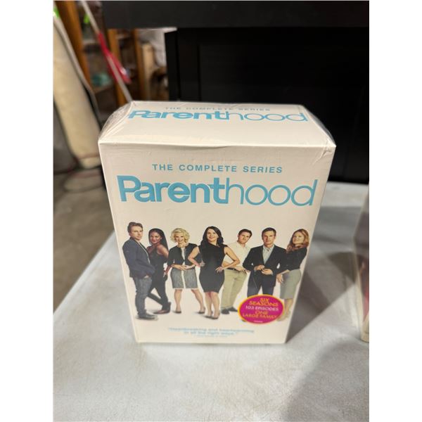Sealed the complete series parenthood