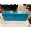 Image 1 : Beach toolbox