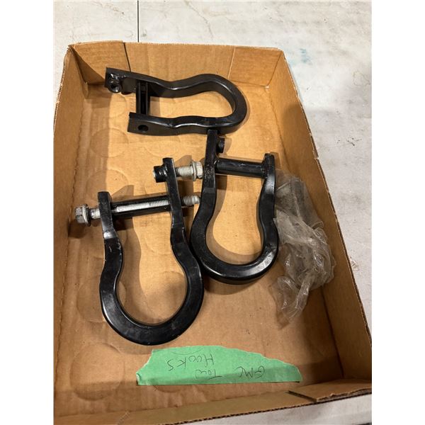 Tow hooks
