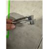 Image 2 : MAC tools handles