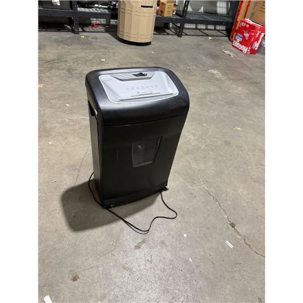 Staples paper shredder