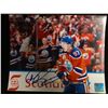 Image 1 : CONNOR MCDAVID SIGNED EDMONTON OILERS 8 X 10 (GCG HOLO)