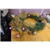 Image 2 : GUIRLANDE DE NOËL AVEC LUMIÈRES ET DÉCO