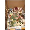 Image 1 : DÉCORATION DE NOËL ASST (SANS BAC)