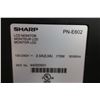 Image 2 : MONITEUR LCD SHARP 60” PN-E602 (SANS SUPPORTS, AVEC MANETTE)