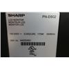 Image 2 : MONITEUR LCD SHARP 60” PN-E602 (SANS SUPPORTS, AVEC MANETTE)