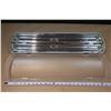 Image 3 : LUMINAIRE FLUO BELUCHE T8 24", 120/277v LAMPE NON-INCLUS