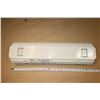 Image 3 : LUMINAIRE FLUO BELUCHE T8 24", 120/277v LAMPE NON-INCLUS