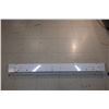 Image 2 : LUMINAIRE DEL 4' COOPER   120-277v #4SWLED-40SL-LC-UNV-L835-CD1-WAB-U