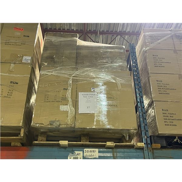 PALLET OF TORNADO CLEAR DECORATIVE FLUTED VASES