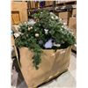 Image 1 : PALLET BIN OF ASSORTED LARGE CHRISTMAS WREATHS