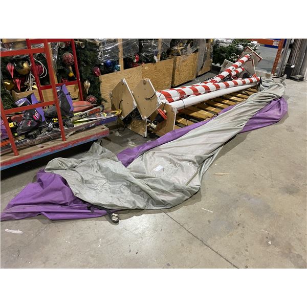 2 LARGE FOLDING CANADIAN MAPLE LEAF DISPLAYS ( LIKE SEEN IN THE 2010 OLYMPICS )