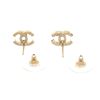 Image 2 : Chanel Gold Classic Cc Crystal Earrings