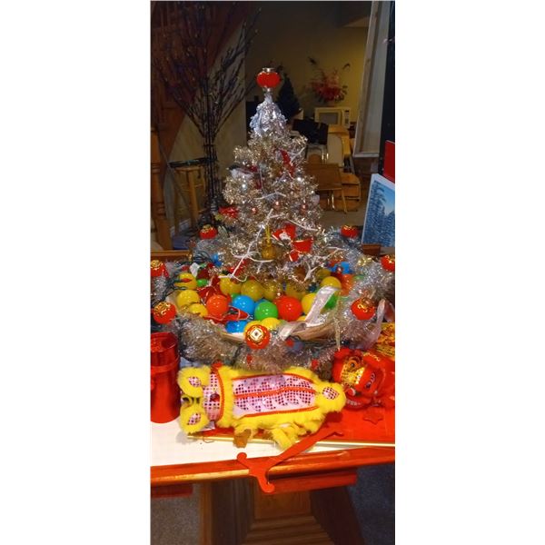 Assortment Of Chinese Style Christmas decor