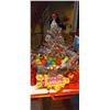 Image 1 : Assortment Of Chinese Style Christmas decor