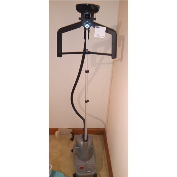 Conair Clothing Steamer MO:GS11RHC