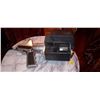 Image 1 : Vintage Polaroid Automatic 250 land Camera
