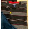 Image 2 : Assorted Mens Clothing Small - Medium