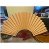 Image 2 : Giant Hand Painted Chinese Fan