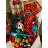 Image 4 : Assorted Christmas Decor