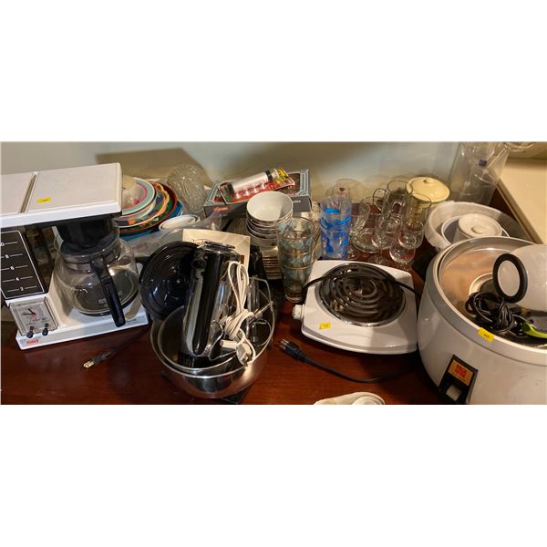 Large Assortment Of Miscellaneous Kitchen Goods