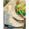 Image 2 : Assorted Toys And Figure Skates