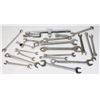 Image 1 : FLAT OF ASSORTED WRENCHES/ SOCKETS