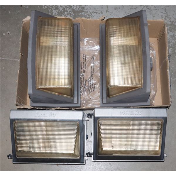 4 EXTERIOR LIGHTS