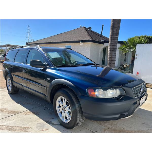 2004 Volvo XC70 - CLEAN/175,827Mi