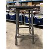 Image 2 : *NL* BLACK METAL COMMERCIAL BAR TABLE ( 2'W X 2'D X 41"H )