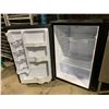 Image 2 : *NL* DANBY DESIGNER STAINLESS STEEL SINGLE DOOR ELECTRIC BAR REFRIGERATOR