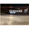 Image 2 : *NL* SAMSUNG 40" LCD TELEVISION * NO REMOTE, HAS POWER CABLES, WITH WALL MOUNT *