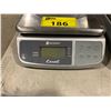 Image 2 : *NL* SAN JAMAR SCDGM33 ESCALI 15KG COMMERCIAL DIGITAL SCALE