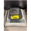 Image 2 : *NL* LOT OF 4 ASSORTED COMMERCIAL DIGITAL SCALES