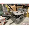 Image 1 : *NL* ADMIRAL CRAFT EQUIPMENT CORP DF-6L, 6 LITRE STAINLESS STEEL COUNTERTOP DEEP FRYER
