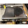 Image 2 : *NL* STAINLESS STEEL COMMERCIAL ELECTRIC COUNTERTOP TG806C51/11A-2813 GRIDDLE/ GRILL