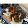 Image 2 : *NL* 4 LARGE WOODEN COMMERCIAL CHOPPING BLOCKS, 1 PLASTIC COMMERCIAL CHOPPING BLOCK, A WOODEN