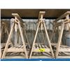Image 2 : *NL* 4 NATURAL WOOD ADJUSTABLE SAW HORSES / TABLE BASE