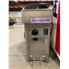 Image 2 : *NL* STOELTING E111-37I-YG2 115V SINGLE PZ STAINLESS STEEL COMMERCIAL SLUSH MACHINE
