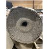 Image 2 : *NL* LARGE ROLL OF APPROX. 12'W LIGHT GREY MEDIUM SHAG COMMERCIAL CARPET