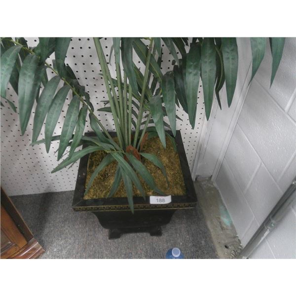Artificial potted plant
