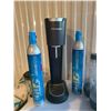 Image 3 : SodaStream Maker, Two Full CO2 Cylinders 7 3 Bottles
