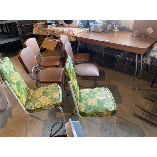 Vintage Table w 2 Green Chairs & 6 Brown Chairs (Require Reupholstering)