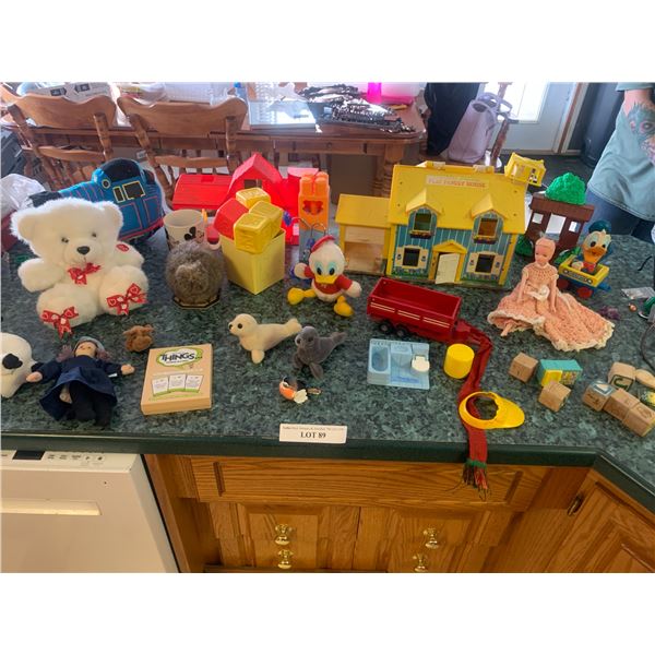 Fischer Price Play Family House, Donald Ducks, Thomas the Train, The Game of Things Card Game, Stuff