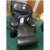 Image 4 : Lazy Boy - La-Z-Touch Black Leather Massage System & Heat Reclining Chair w Instructions