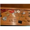 Image 5 : Lg Selection of Costume Jewellery w 4 Drawer Jewellery Cabinet