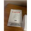 Image 3 : Singer 7462 Sewing Machine & 4 Drawer Cabinet